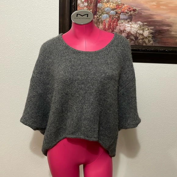 MFH Knits 100% BABY ALPACA SOFT Gray Sweater MADE IN PERU Size Medium Keyhole - Picture 1 of 13